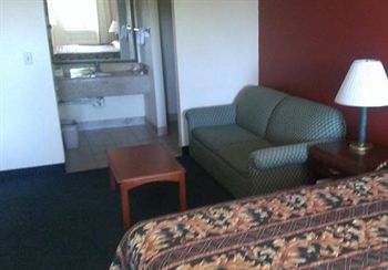 Econo Lodge นอร์วอล์ค ภายนอก รูปภาพ