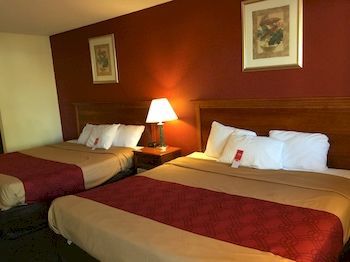 Econo Lodge นอร์วอล์ค ภายนอก รูปภาพ