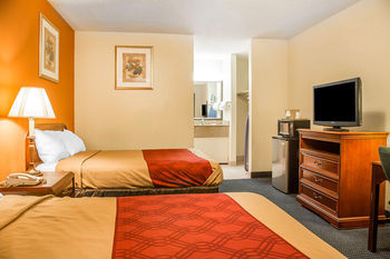 Econo Lodge นอร์วอล์ค ภายนอก รูปภาพ