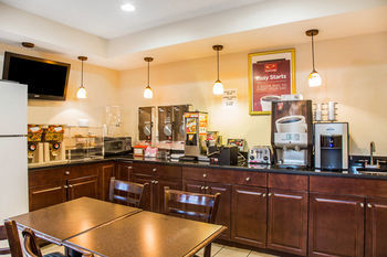 Econo Lodge นอร์วอล์ค ภายนอก รูปภาพ