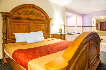 Econo Lodge นอร์วอล์ค ภายนอก รูปภาพ